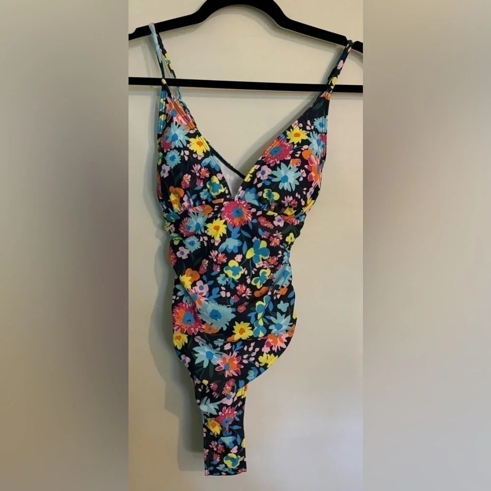 NWT AOLRO Womens Med. Swimsuit Floral‎ High-Cut Cheeky Adjustable Straps Padding